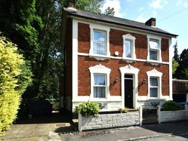 House for sale in Addlestone, Runnymede