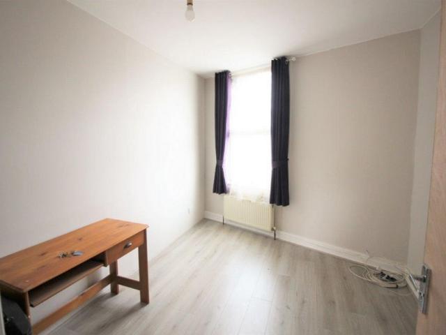 Apartment for rent in Silvertown, Greater London