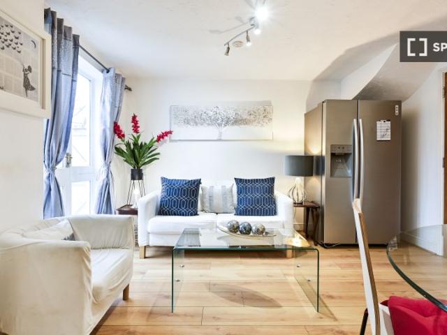 Apartment for rent in London Borough of Newham, Greater London