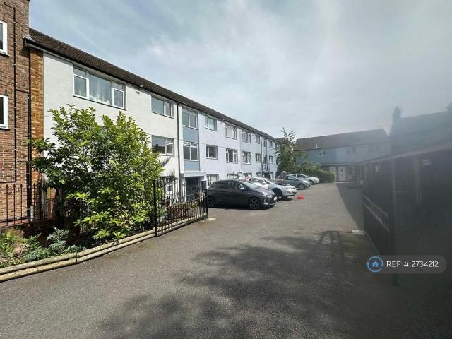Apartment for rent in South Woodford, Greater London