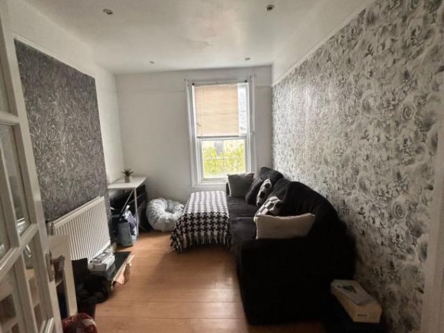 Apartment for rent in London Borough of Croydon, South Norwood