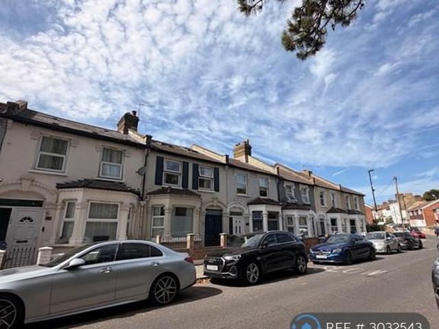 House for rent in London Borough of Croydon, Greater London