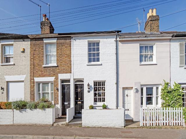 House for rent in London Borough of Richmond upon Thames, Greater London
