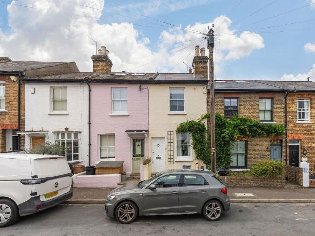 House for rent in North Sheen, Greater London