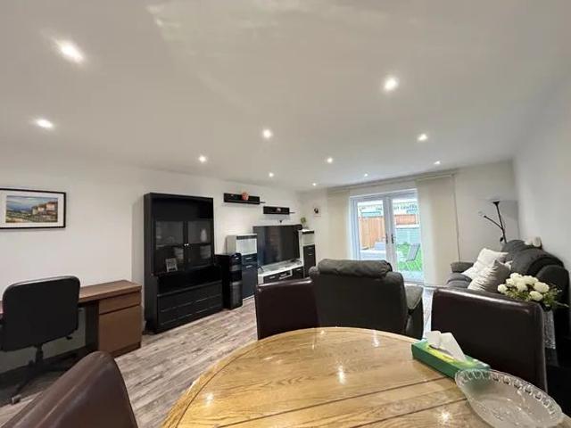 House for rent in Rush Green, Greater London