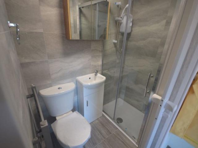 Studio for rent in Widnes