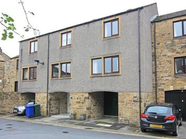 House for sale in Skipton, North Yorkshire