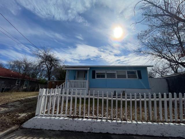 House for sale in Leesville, Texas