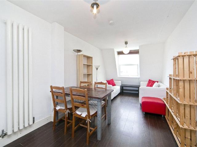 Apartment for rent in Chalk Farm, Greater London