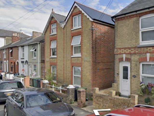 Apartment for rent in Binstead, Ryde