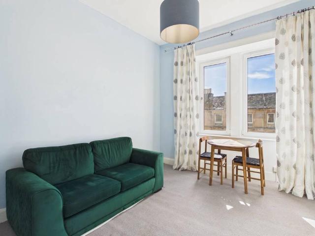 Apartment for rent in Hillside, City of Edinburgh