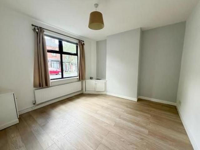 Room for rent in The Brampton, Butterton