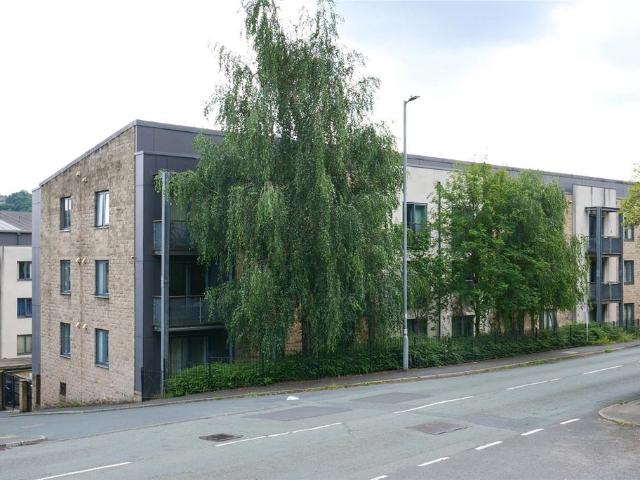 Apartment for rent in Charlestown, Bradford