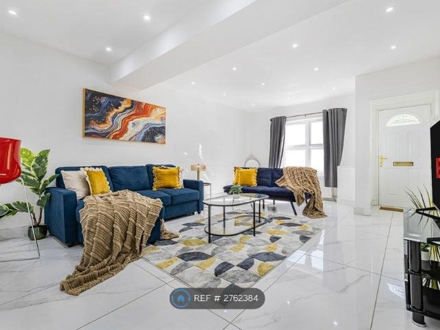House for rent in Clewer Village, Windsor