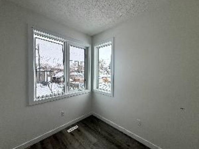 Townhouse for rent in Wedgewood, Alberta