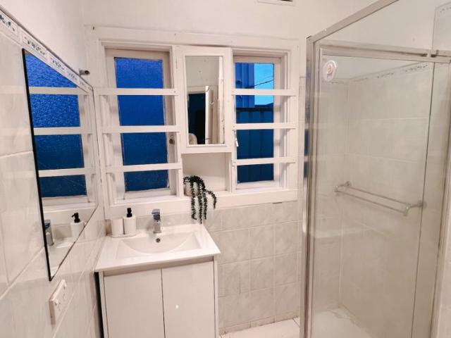 Room for rent in Camerons Creek, Victoria