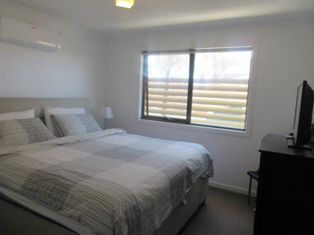 Room for rent in Camerons Creek, Victoria