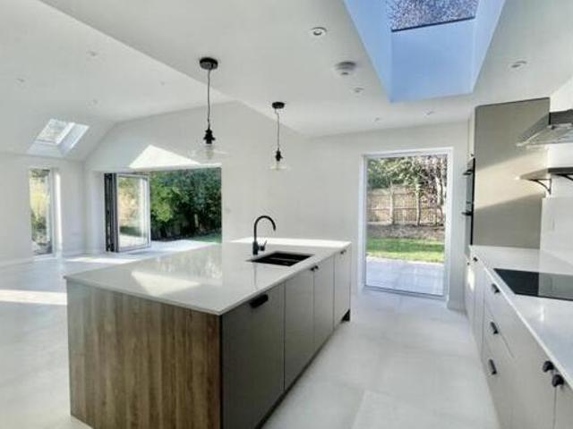 House for sale in Ermine West, Brayford