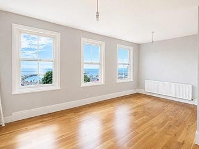 Apartment for rent in East Cliff, Acol