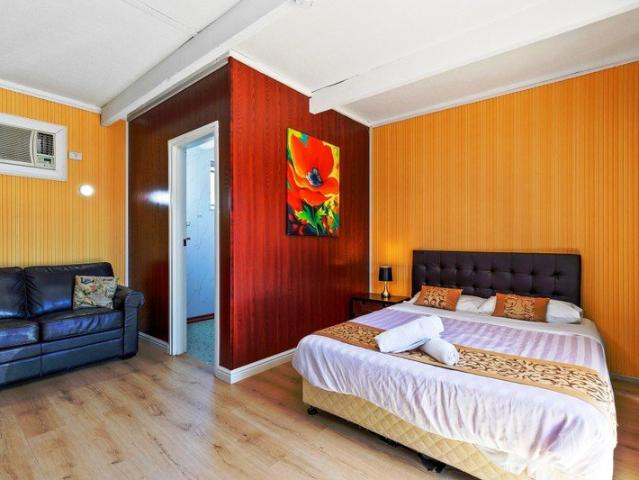 Granny Flat for rent in Finley, New South Wales