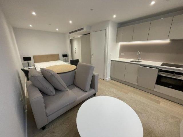 Apartment for rent in Hammersmith, Greater London