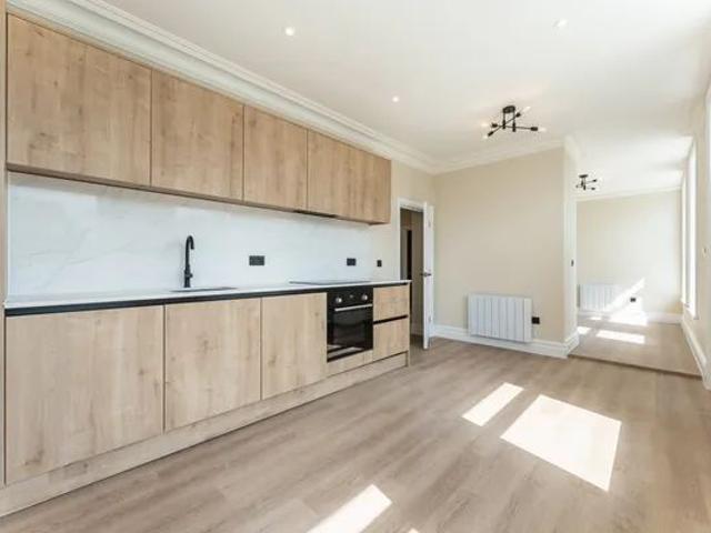 Apartment for rent in East Cliff, Acol