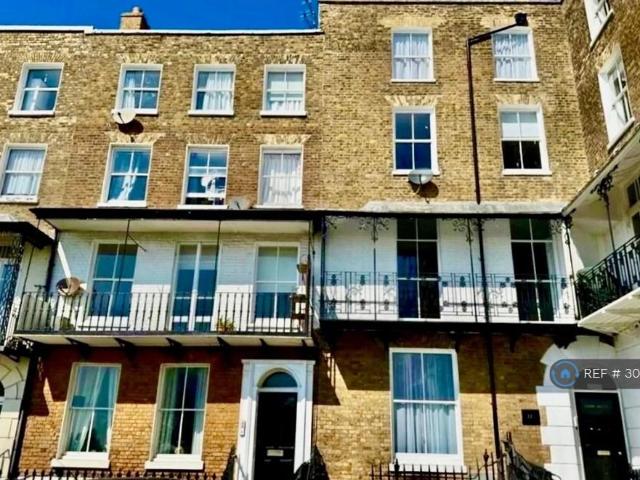 Apartment for rent in East Cliff, Acol
