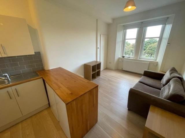 Apartment for rent in Leith, Scotland
