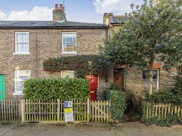 House for rent in Strawberry Hill, Greater London