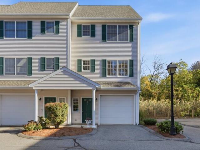 Condo for sale in Wakefield Crossing, Wakefield