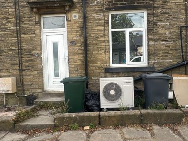 House for rent in Queensbury, West Yorkshire