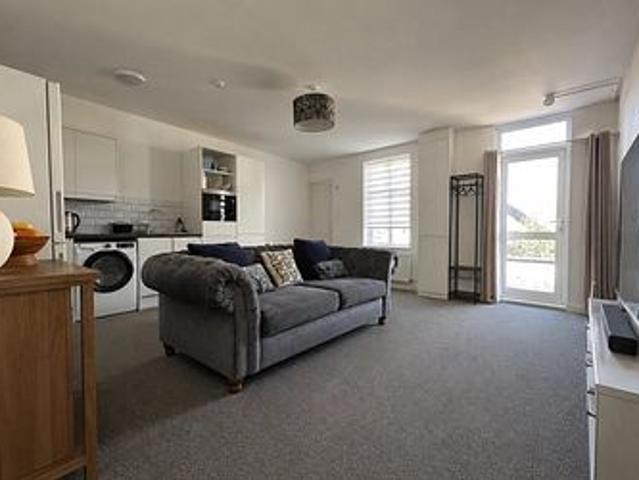 Apartment for rent in Upton, Acol