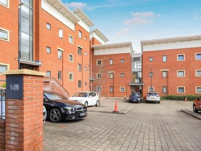 House for sale in Bilston, West Midlands