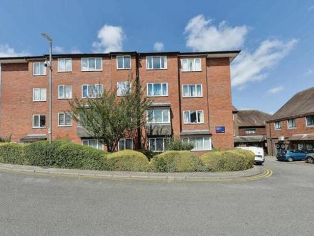 House for sale in Dunstable, Bedfordshire
