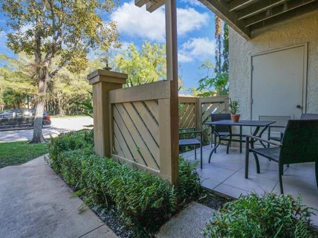 Condo for sale in Wellington