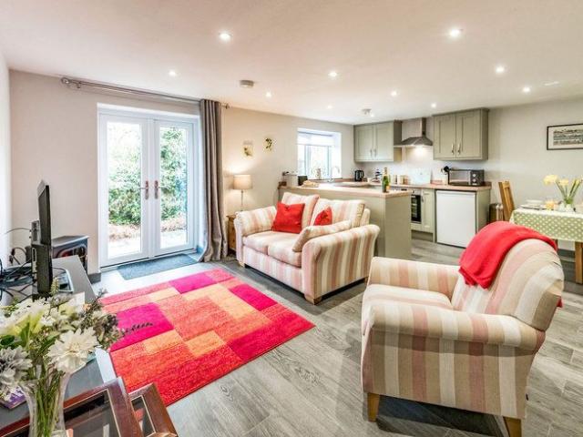 House for rent in Upper Battlefield, Shropshire