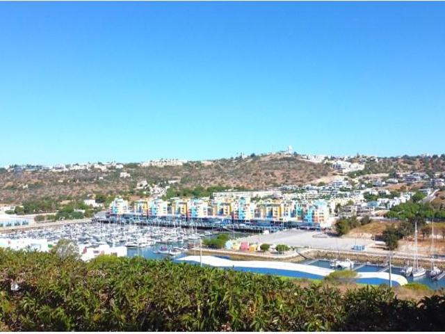 Terreno venda em Albufeira e Olhos de Água, Albufeira