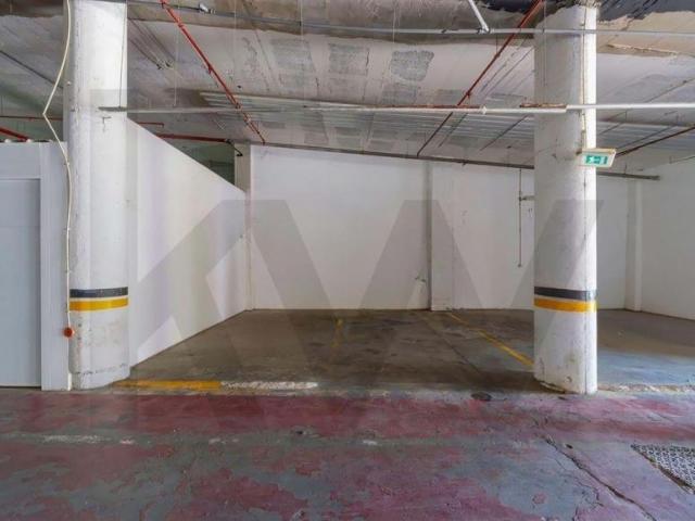 Garagem venda em Albufeira, Faro