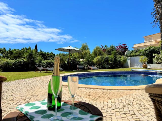 Casa alugar em Albufeira e Olhos de Água, Albufeira