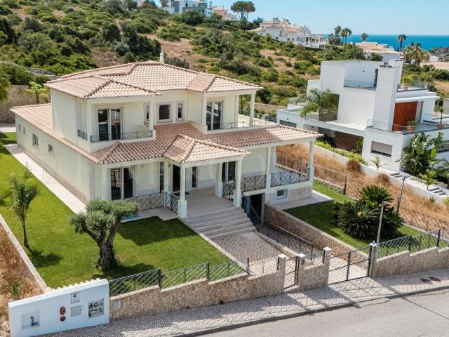 Vivenda venda em Albufeira e Olhos de Água, Albufeira