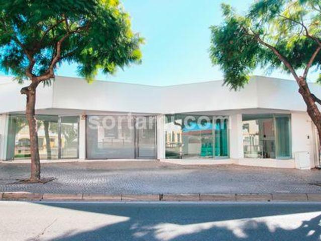 Escritório venda em Albufeira e Olhos de Água, Albufeira