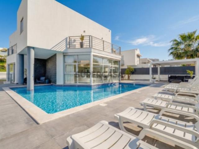 Casa venda em Albufeira e Olhos de Água, Albufeira