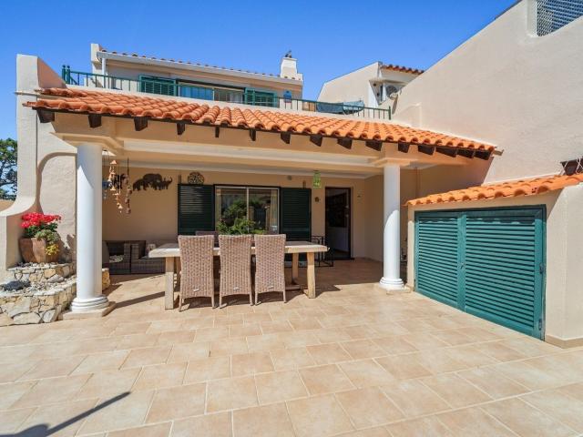 Vivenda venda em Albufeira e Olhos de Água, Albufeira