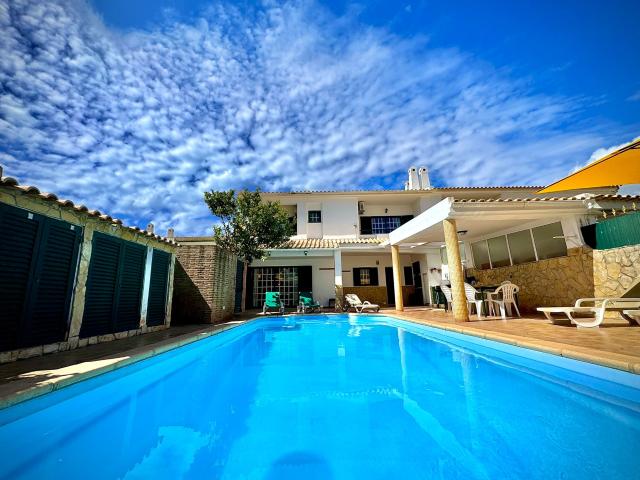 Casa alugar em Urbanização dos Caliços, Albufeira