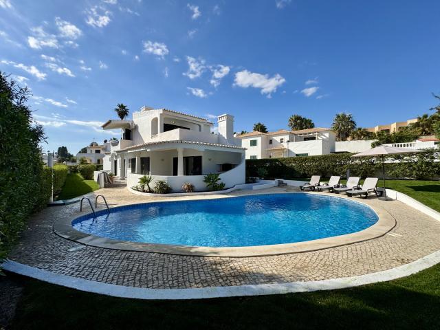 Casa alugar em Albufeira e Olhos de Água, Albufeira