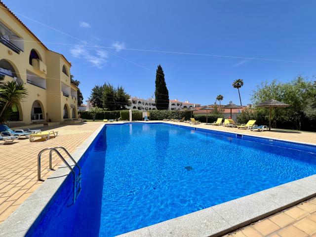 Apartamento alugar em Albufeira e Olhos de Água, Albufeira