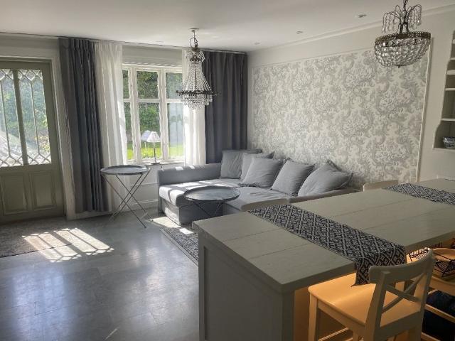 Hus hyra i Gimmersta