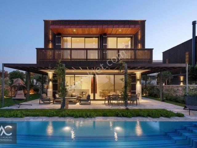 Çeşme, İzmir içerisinde kiralık Villa