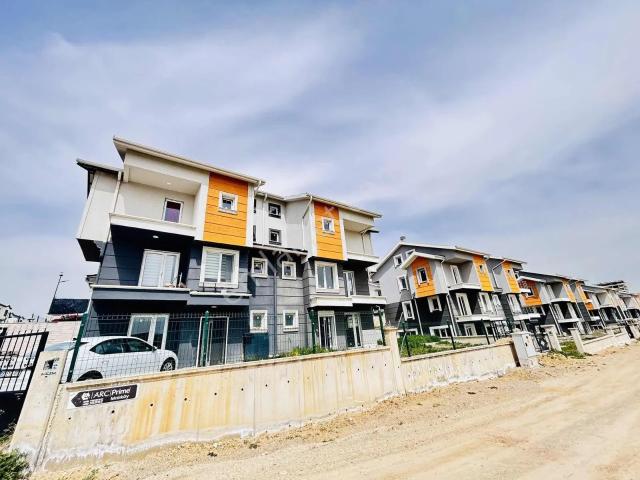 Sincan, Ankara içerisinde satılık Villa