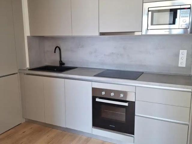 Apartamento en alquiler en Distrito III, Alcalá De Henares